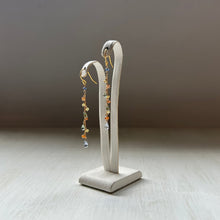 画像をギャラリービューアに読み込む, サファイアチェーンピアス/オレンジ系