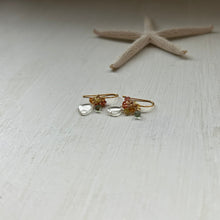 画像をギャラリービューアに読み込む, サファイアブーケピアス/オレンジ系