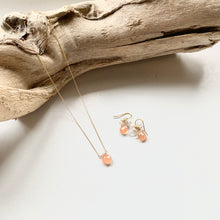 画像をギャラリービューアに読み込む, オレンジムーンストーンのブーケピアス