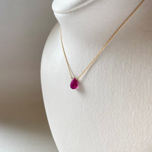画像をギャラリービューアに読み込む, ルビーペアシェイプネックレス