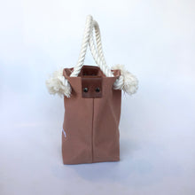 画像をギャラリービューアに読み込む, BRANCHES オリジナル トートバッグ *珊瑚刺繍入り*オールドローズ(白刺繍、白紐)