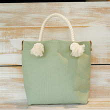 画像をギャラリービューアに読み込む, BRANCHES オリジナル トートバッグМ *珊瑚刺繍入り*スモーキーセラドン(グレー刺繍、白紐)