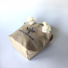 画像をギャラリービューアに読み込む, BRANCHES オリジナル トートバッグS *珊瑚刺繍入り*アイボリー(グレー刺繍、白紐)