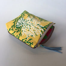 画像をギャラリービューアに読み込む, ポーチ Sサイズ *珊瑚柄(イエロー)
