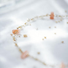 画像をギャラリービューアに読み込む, 淡水パールと深海珊瑚のシャンク巻きブレスレット