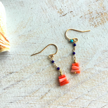 画像をギャラリービューアに読み込む, 深海珊瑚とラピスラズリのショートピアス