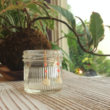 画像をギャラリービューアに読み込む, ウミタケ珊瑚と染め珊瑚のショートピアス