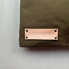 画像をギャラリービューアに読み込む, ポーチ Lサイズ *水色ヒトデ柄(白)