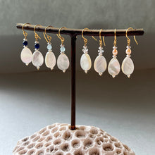 画像をギャラリービューアに読み込む, 白蝶貝(しずく型)と淡水パールのピアス