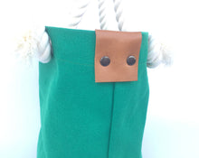 画像をギャラリービューアに読み込む, BRANCHES オリジナル トートバッグS *珊瑚刺繍入り*グリーン(白刺繍、白紐)
