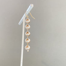 画像をギャラリービューアに読み込む, 【片耳専用】コットンパールの5連ピアス(ベージュ)