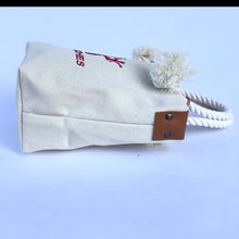 画像をギャラリービューアに読み込む, BRANCHES オリジナル トートバッグ *珊瑚刺繍入り*キナリ(赤刺繍、白紐)
