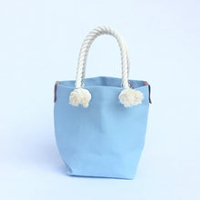 画像をギャラリービューアに読み込む, BRANCHES オリジナル トートバック *珊瑚刺繍入り*アクアブルー~白刺繍