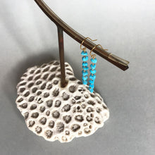 画像をギャラリービューアに読み込む, ターコイズピアス 《7粒》