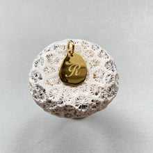 画像をギャラリービューアに読み込む, イニシャルチャーム(真鍮)