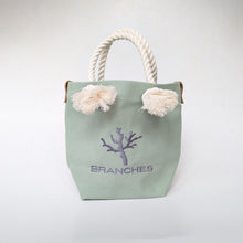 画像をギャラリービューアに読み込む, BRANCHES オリジナル　トートバッグ　＊珊瑚刺繍入り＊スモーキーセラドン～グレー刺繍
