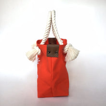 画像をギャラリービューアに読み込む, BRANCHES オリジナル　トートバッグS　＊珊瑚刺繍入り＊キャロット（白刺繍、白紐）
