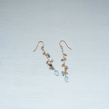 画像をギャラリービューアに読み込む, ✨NEW【11月の誕生石】ブルートパーズのリーフカット/チェーンピアス
