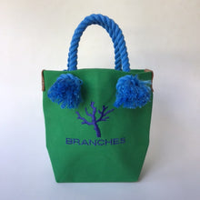 画像をギャラリービューアに読み込む, BRANCHES オリジナル　トートバッグS　＊珊瑚刺繍入り＊モスグリーン（青刺繍、青紐）
