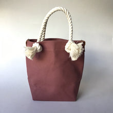 画像をギャラリービューアに読み込む, BRANCHES オリジナル　トートバッグS　＊珊瑚刺繍入り＊プラム（白刺繍、白紐）
