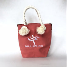 画像をギャラリービューアに読み込む, BRANCHES オリジナル　トートバッグ　＊珊瑚刺繍入り＊カラクレナイ(白刺繍、白紐）
