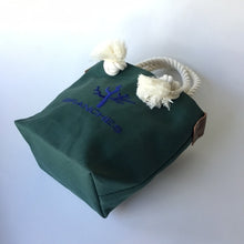 画像をギャラリービューアに読み込む, BRANCHES オリジナル　トートバッグS　＊珊瑚刺繍入り＊濃グリーン（青刺繍、白紐）
