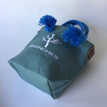 画像をギャラリービューアに読み込む, BRANCHES オリジナル　トートバッグS　＊珊瑚刺繍入り＊ブルージェイド（白刺繍、青紐）
