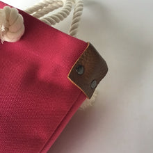 画像をギャラリービューアに読み込む, 　BRANCHES オリジナル　トートバッグМ　＊珊瑚刺繍入り＊ホットピンク（白刺繍、白紐）
