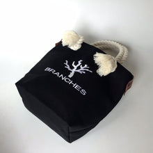画像をギャラリービューアに読み込む, BRANCHES オリジナル　トートバッグS　＊珊瑚刺繍入り＊ブラック（白刺繍、白紐）
