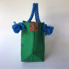 画像をギャラリービューアに読み込む, BRANCHES オリジナル　トートバッグS　＊珊瑚刺繍入り＊モスグリーン（青刺繍、青紐）
