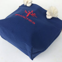 画像をギャラリービューアに読み込む, BRANCHES オリジナル　トートバッグМ　＊珊瑚刺繍入り＊フラワーブルー（赤刺繍、白紐）
