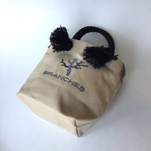 画像をギャラリービューアに読み込む, BRANCHES オリジナル　トートバッグ　＊珊瑚刺繍入り＊アイボリー(グレー刺繍、黒紐)

