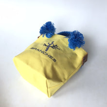 画像をギャラリービューアに読み込む, BRANCHES オリジナル　トートバッグS　＊珊瑚刺繍入り＊クリーム(グレー刺繍、青紐)
