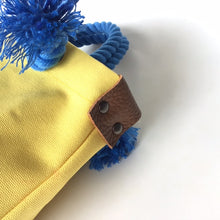 画像をギャラリービューアに読み込む, BRANCHES オリジナル　トートバッグS　＊珊瑚刺繍入り＊クリーム(グレー刺繍、青紐)
