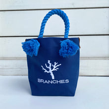 画像をギャラリービューアに読み込む, BRANCHES オリジナル　トートバッグ　＊珊瑚刺繍入り＊フラワーブルー（白刺繍、青紐）
