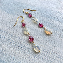 画像をギャラリービューアに読み込む, オパールとトルマリンのピアス
