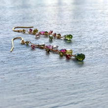 画像をギャラリービューアに読み込む, トルマリン チェーンピアス/グリーン
