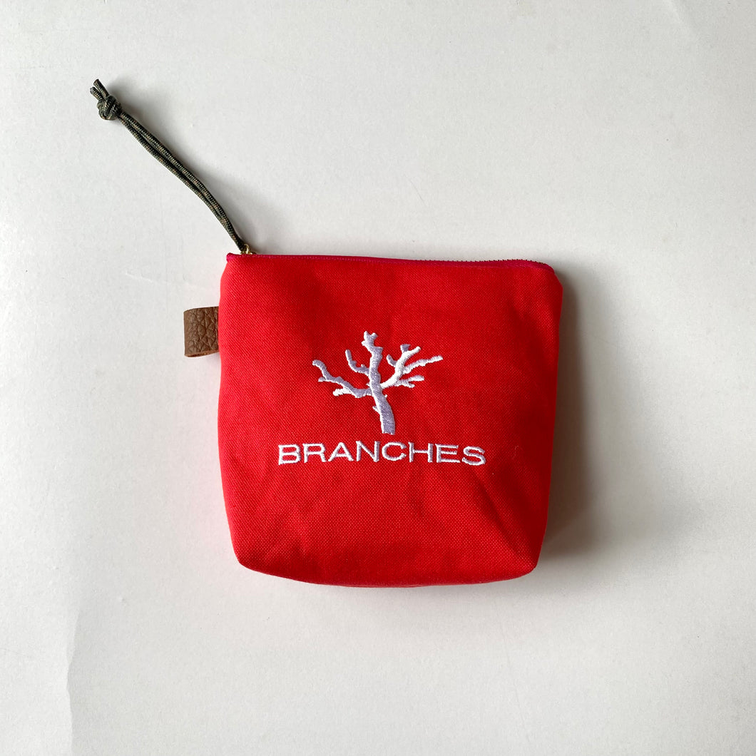 NEW✨　珊瑚ロゴ刺繍ポーチ　Sサイズ(レッド)　