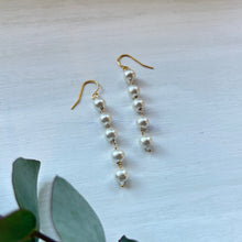 画像をギャラリービューアに読み込む, ✨NEW　コットンパール5粒ピアス（5ミリ）
