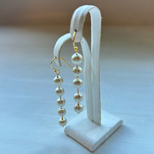 画像をギャラリービューアに読み込む, ✨NEW　コットンパール5粒ピアス（5ミリ）
