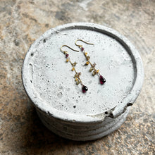 画像をギャラリービューアに読み込む, ✨NEW【1月誕生石】ガーネットmixチェーンピアス
