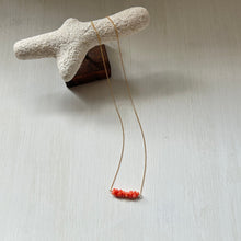 画像をギャラリービューアに読み込む, 深海珊瑚ネックレス
