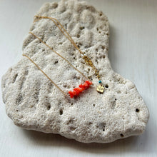 画像をギャラリービューアに読み込む, 深海珊瑚ネックレス
