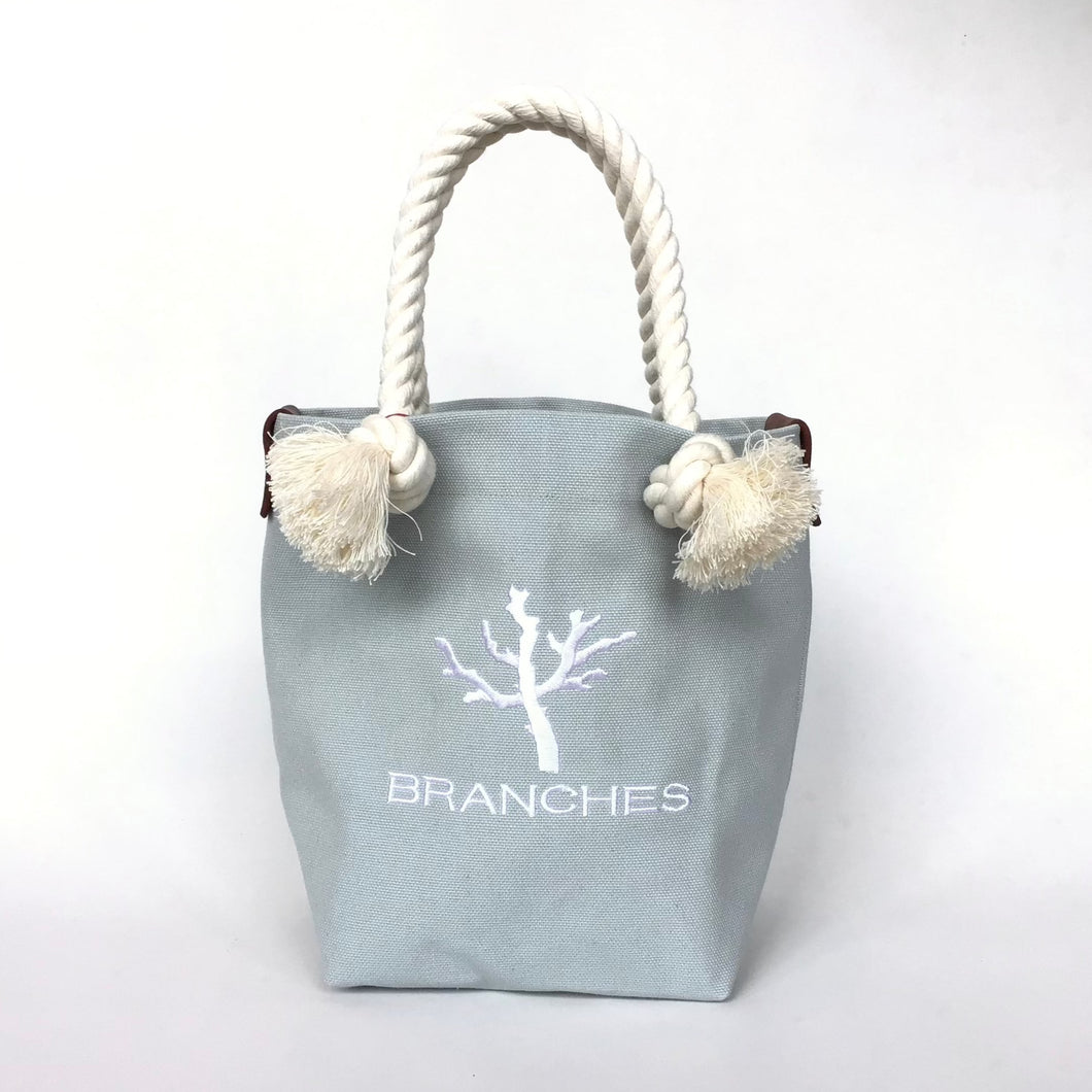 BRANCHES オリジナル　トートバッグ　＊珊瑚刺繍入り＊ベビーブルー～白刺繍