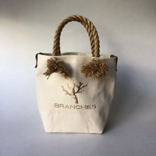 画像をギャラリービューアに読み込む, BRANCHES オリジナル　トートバッグS　＊珊瑚刺繍入り＊キナリ（金刺繍、茶紐）秋冬仕様
