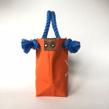 画像をギャラリービューアに読み込む, BRANCHES オリジナル　トートバッグ　＊珊瑚刺繍入り＊キャロット(白刺繡、青紐)
