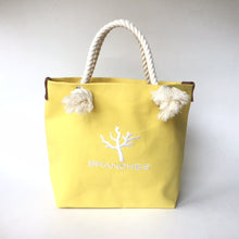 画像をギャラリービューアに読み込む, BRANCHES オリジナル　トートバッグМ　＊珊瑚刺繍入り＊クリーム(白刺繍、白紐）
