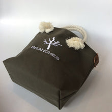 画像をギャラリービューアに読み込む, 　BRANCHES オリジナル　トートバッグМ　＊珊瑚刺繍入り＊アーミーグリーン（白刺繍、白紐）
