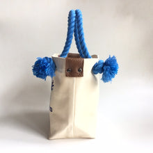 画像をギャラリービューアに読み込む, BRANCHES オリジナル　トートバック　＊珊瑚刺繍入り＊キナリ（青刺繍、青紐）
