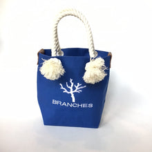 画像をギャラリービューアに読み込む, BRANCHES オリジナル　トートバッグS　＊珊瑚刺繍入り＊ロイヤルブルー（白刺繍、白紐）
